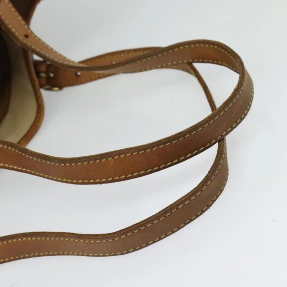 LOUIS VUITTON Monogram Bucket GM Shoulder Bag M42236 LV Auth 52335 - Picture 8 of 16